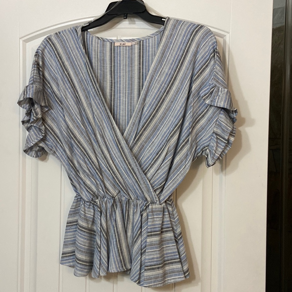 Blue, gray, white, black, size L